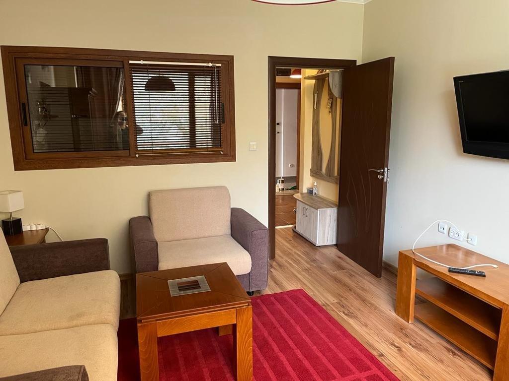 Ski Zone At Gondola, Perfect One Bdrm, Fast Wifi, Netflix, Quiet, Warm Bansko Bagian luar foto